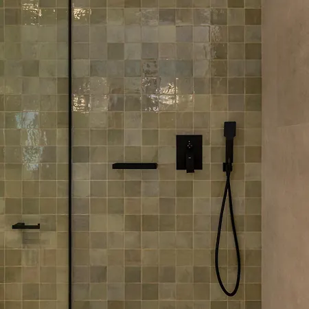 Vila Kalos The Project *